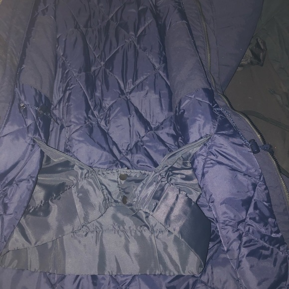 **Dark Blue Warm Winter Coat - Priced to Sell** - Picture 3 of 4